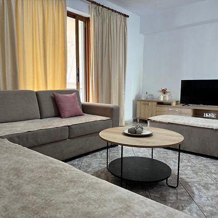 Alex Apartments Sarande Exterior photo