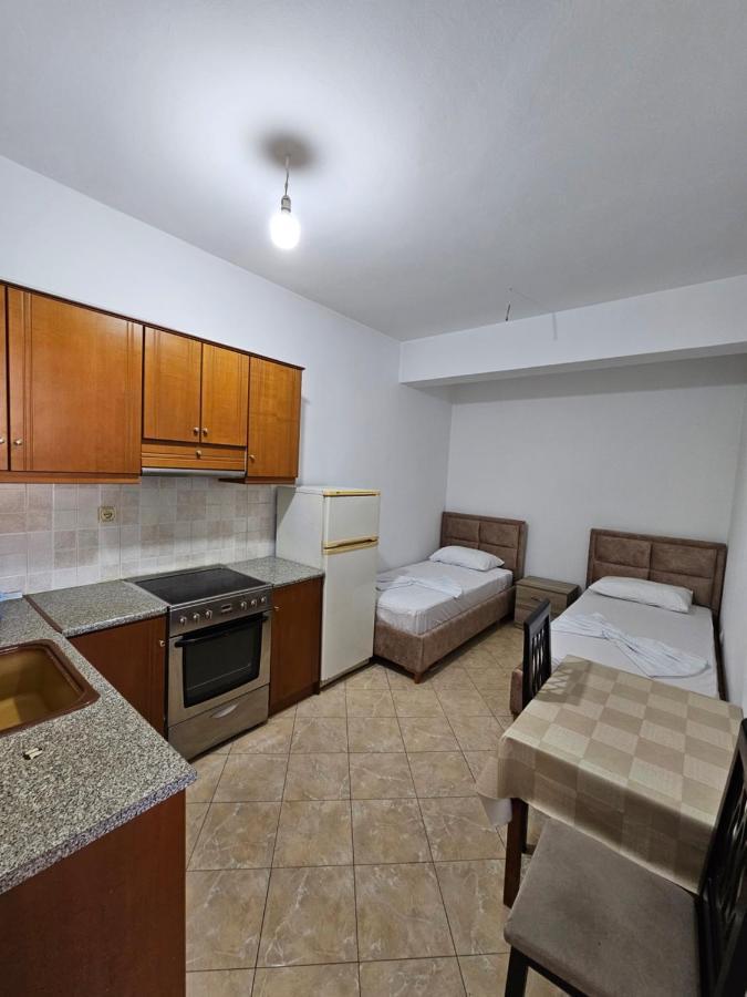 Alex Apartments Sarande Exterior photo