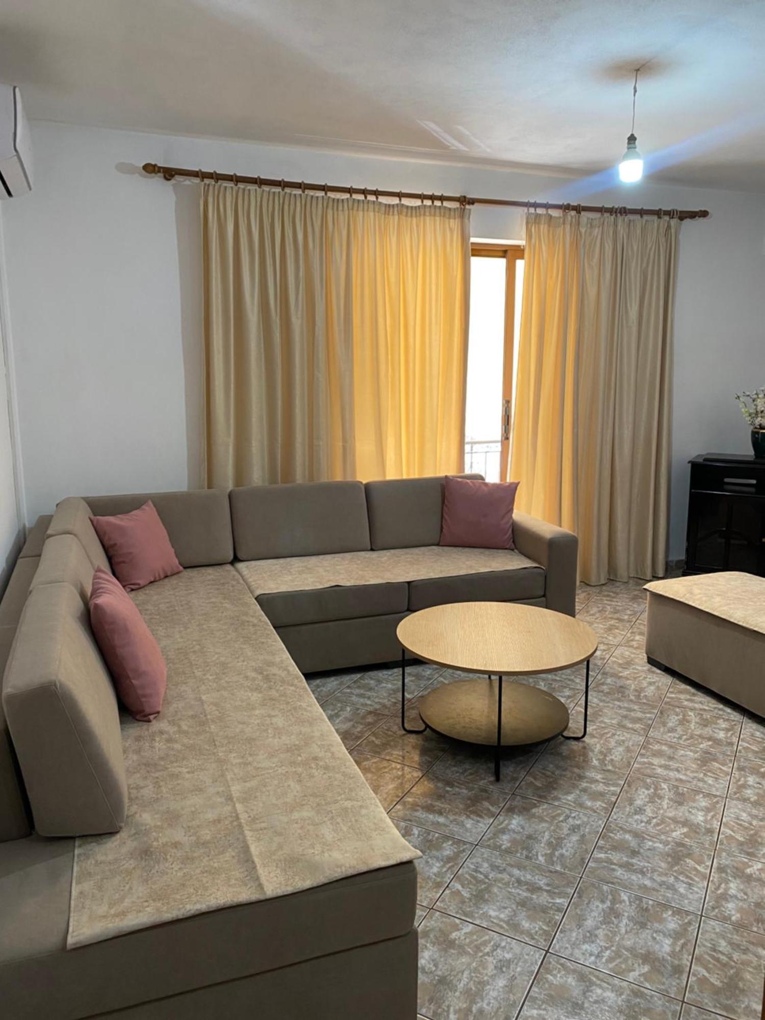 Alex Apartments Sarande Exterior photo